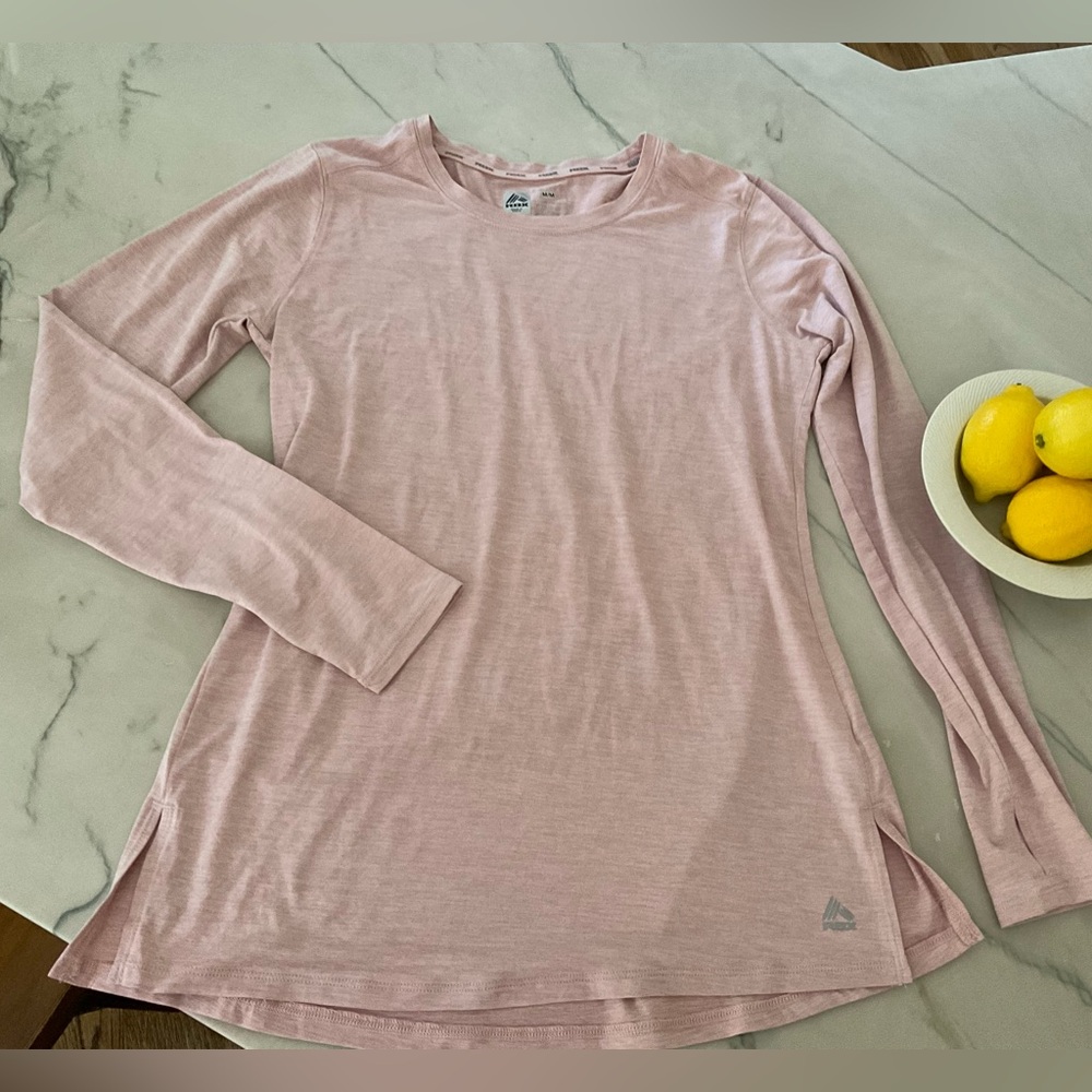 RBX sports long sleeve jersey Top Sz. M soft pink heather yoga wear